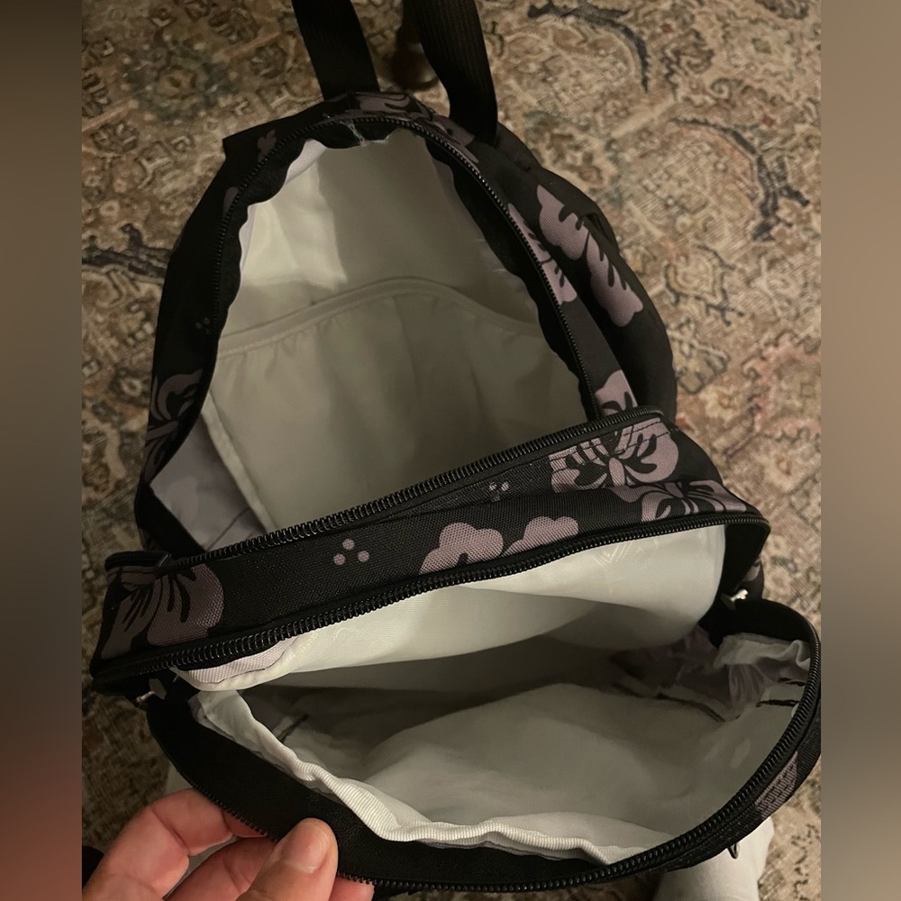Jansport Luau Life 17” Black and Purple Floral Backpack - Picture 4 of 5